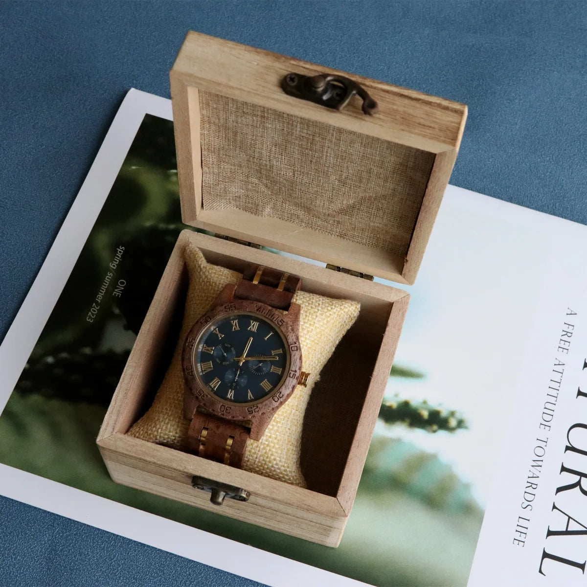 Wooden Quartz Date Men Watch
