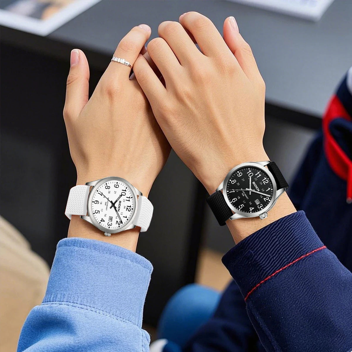 Quartz Sports Unisex Watch
